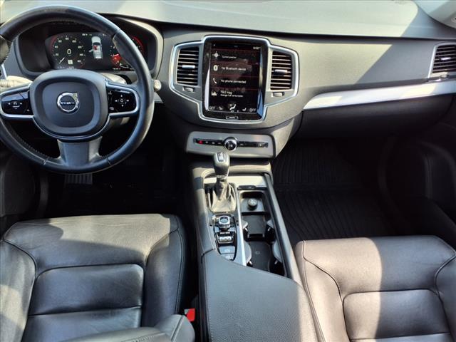 2016 Volvo XC90 T5 Momentum