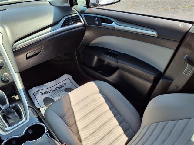 2016 Ford Fusion S