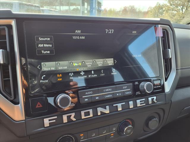 2025 Nissan Frontier SV