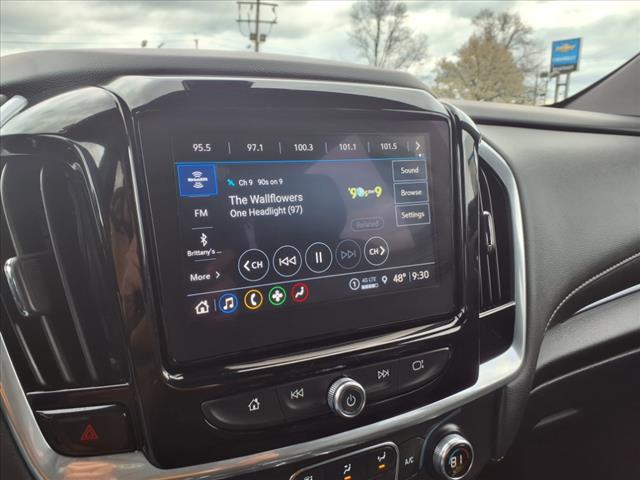 2022 Chevrolet Traverse LT Leather