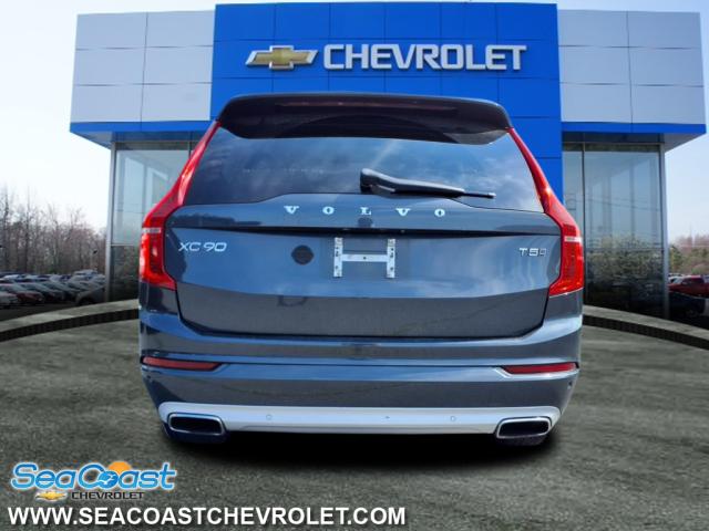 2016 Volvo XC90 T5 Momentum