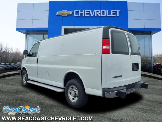 2022 Chevrolet Express Work Van Cargo