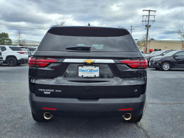 2022 Chevrolet Traverse LT Leather