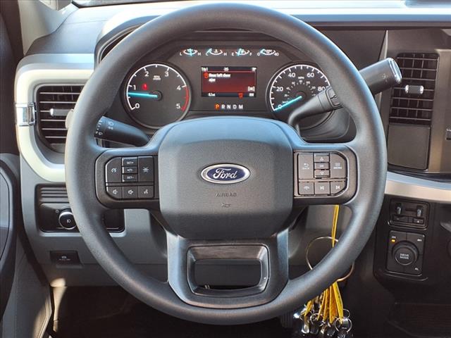 2025 Ford F-350 Super Duty XL