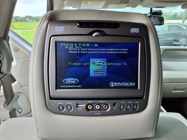 2012 Lincoln Navigator Base