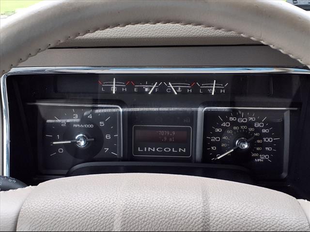 2012 Lincoln Navigator Base