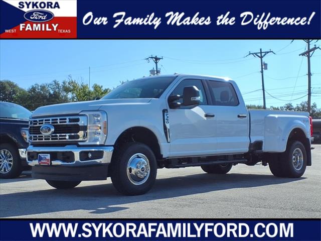 2025 Ford F-350 Super Duty XLT
