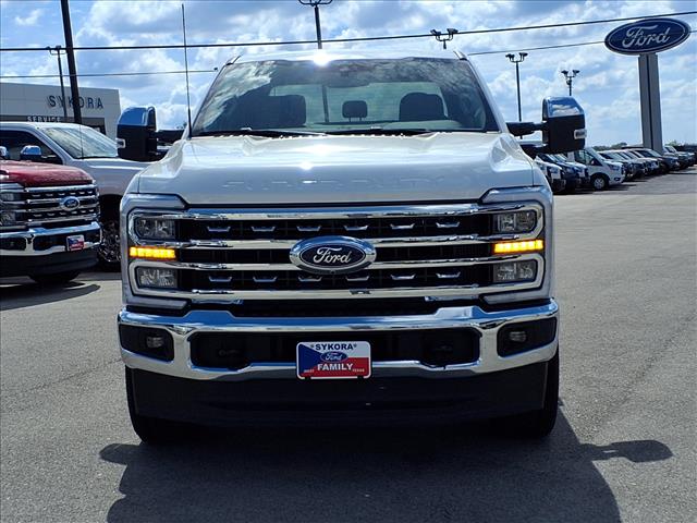 2026 Ford F-350 Super Duty Lariat