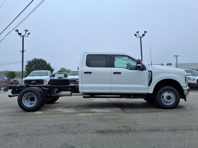 2025 Ford F-350 Super Duty XL