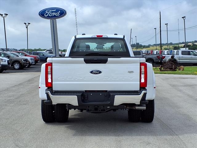2025 Ford F-350 Super Duty XL