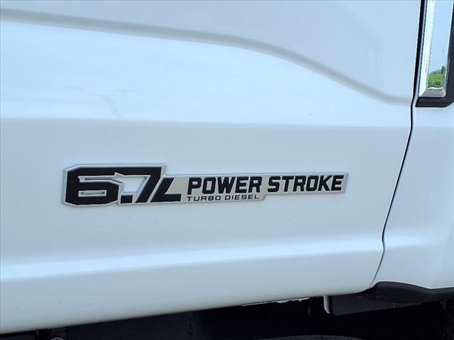 2025 Ford F-350 Super Duty XL