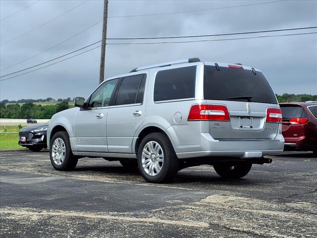 2012 Lincoln Navigator Base