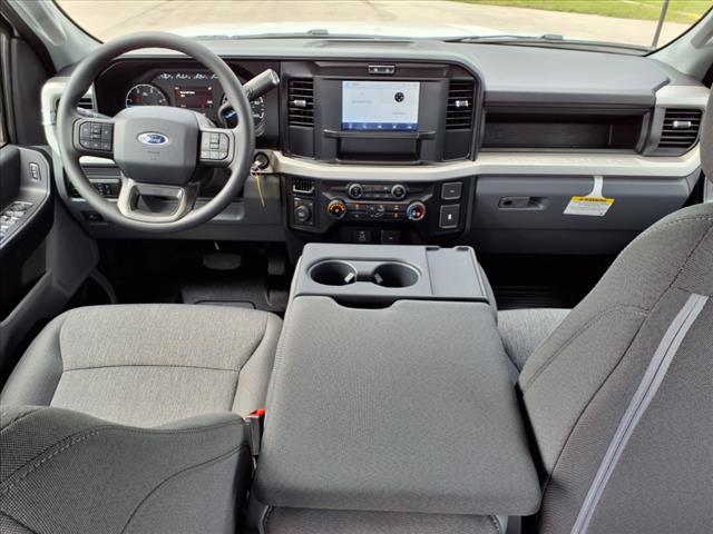 2025 Ford F-350 Super Duty XL