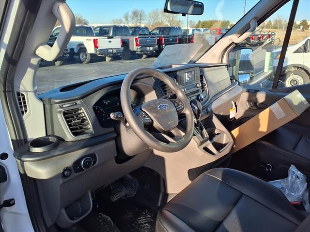 2024 Ford Transit Base