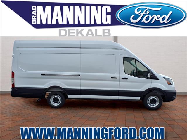2025 Ford Transit Base