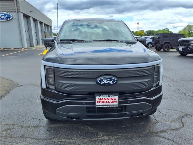 2025 Ford F-150 Lightning Flash