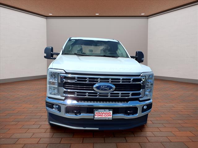 2025 Ford F-350 Super Duty XLT