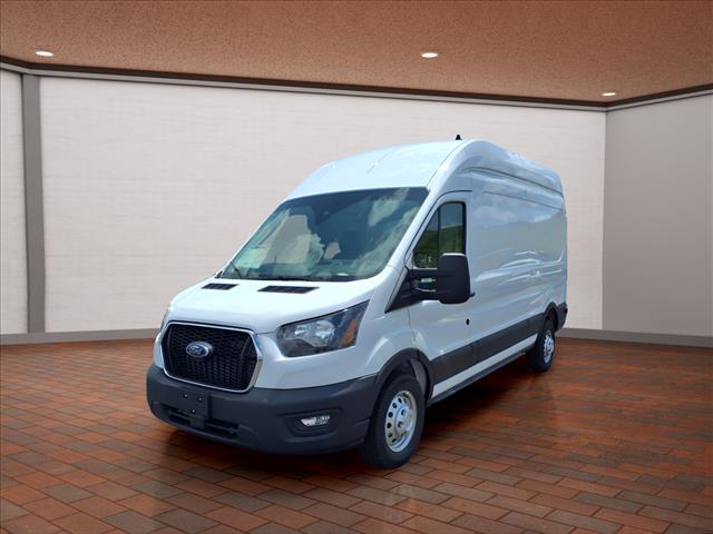 2025 Ford Transit Base