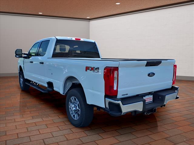 2025 Ford F-350 Super Duty XLT