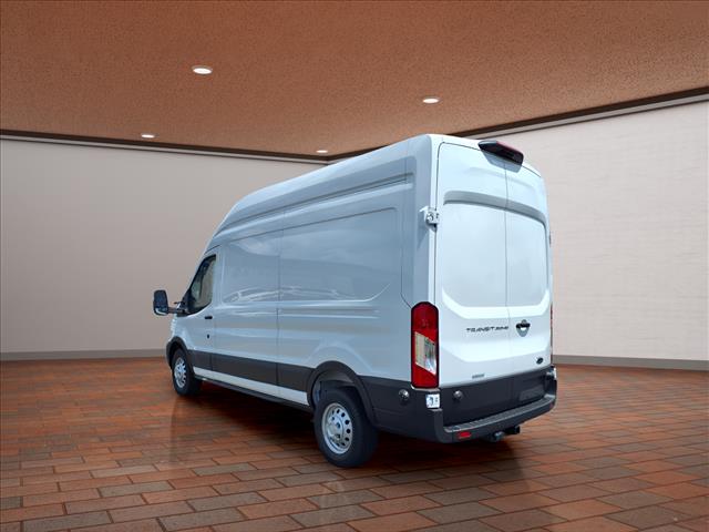 2025 Ford Transit Base