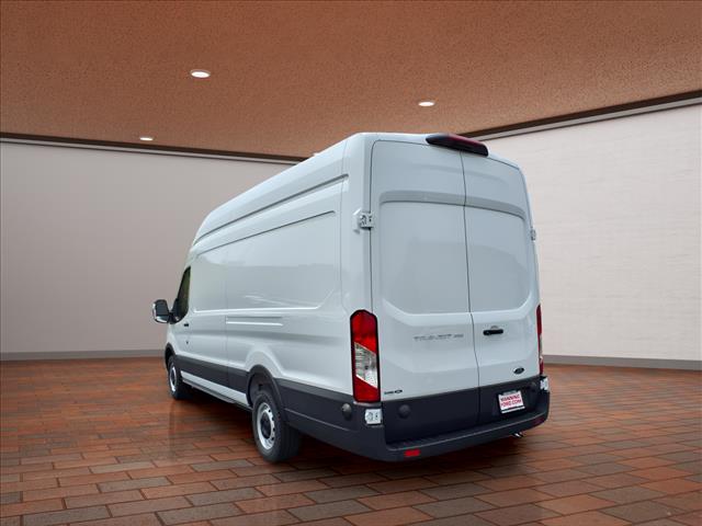 2025 Ford Transit Base