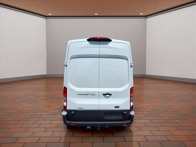 2025 Ford Transit Base