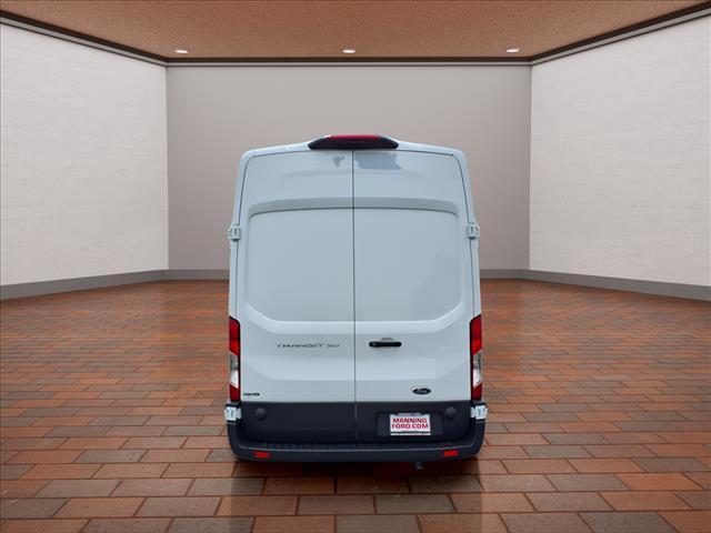 2025 Ford Transit Base