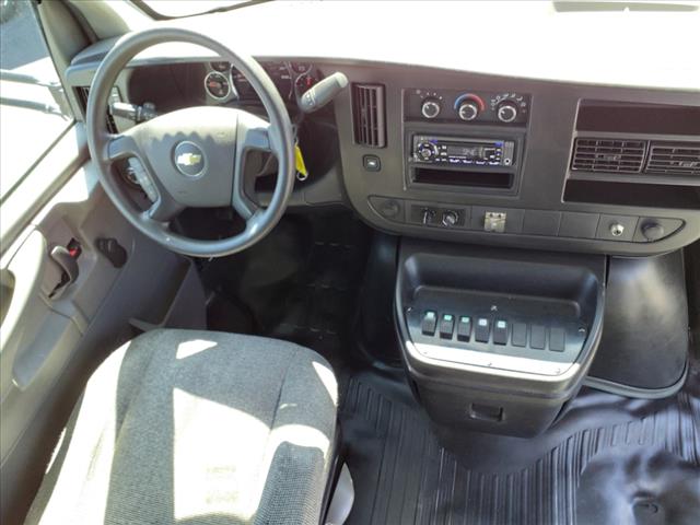 2014 Chevrolet bus Bus