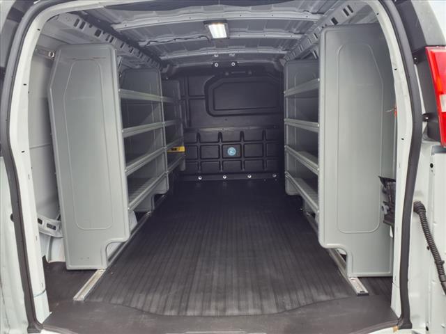 2021 Chevrolet Express 2500