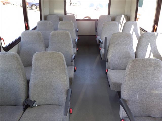 2014 Chevrolet bus Bus