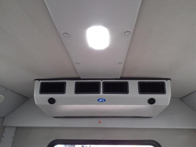 2014 Chevrolet bus Bus