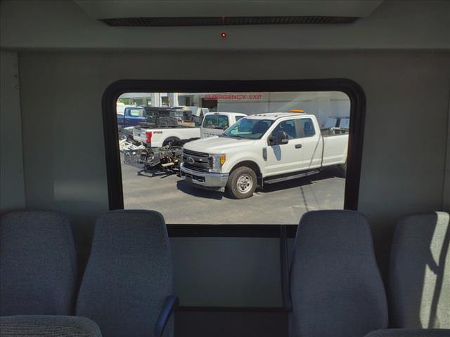 2014 Chevrolet bus Bus