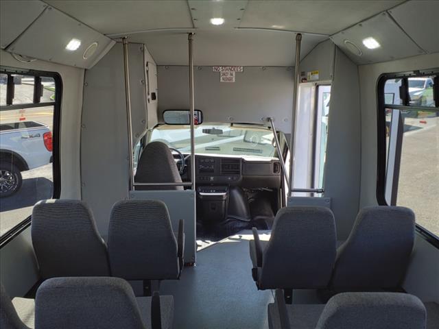 2014 Chevrolet bus Bus