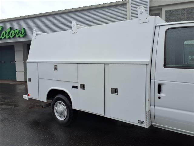 2016 Ford E-Series E-350 SD