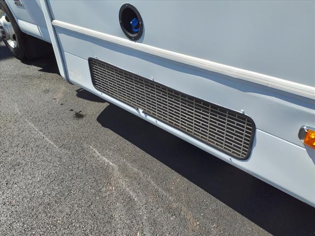 2014 Chevrolet bus Bus