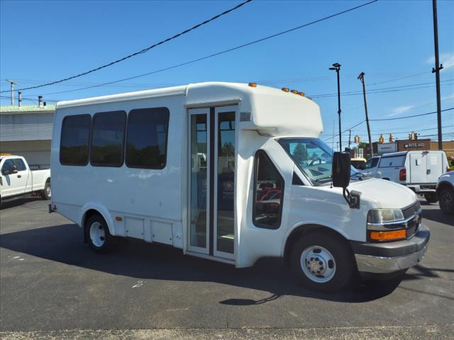 2014 Chevrolet bus Bus
