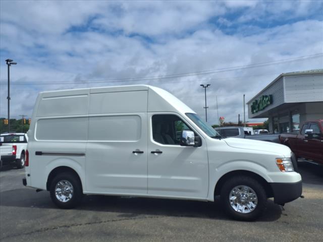 2021 Nissan NV 2500 HD SV