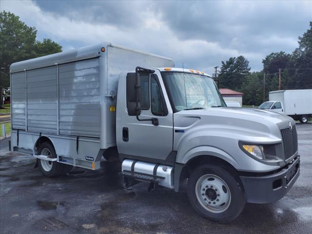 2015 International beverage truck reg cab