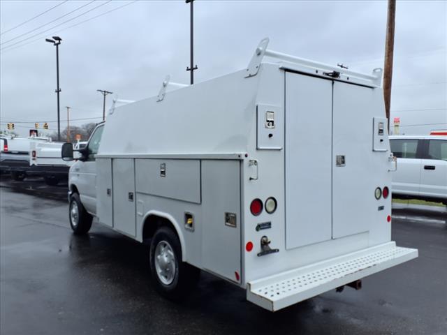 2016 Ford E-Series E-350 SD