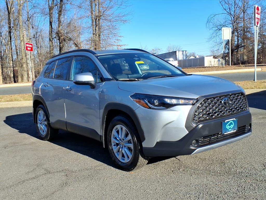2023 Toyota Corolla Cross LE AWD