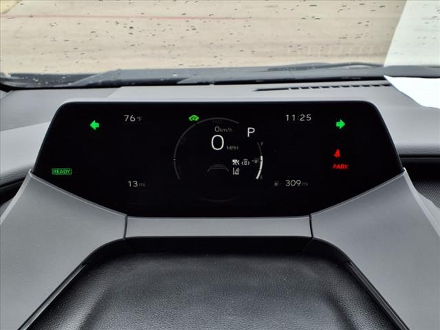 2025 Toyota Prius XLE