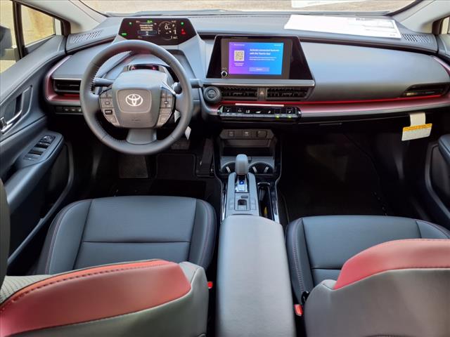 2025 Toyota Prius Plug-in Hybrid 