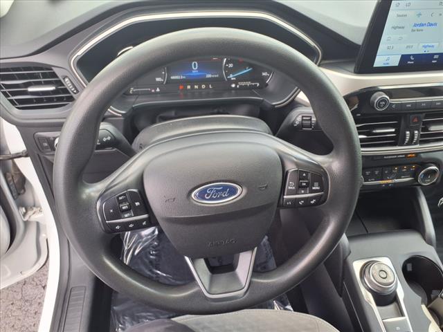 2022 Ford Escape Hybrid SE