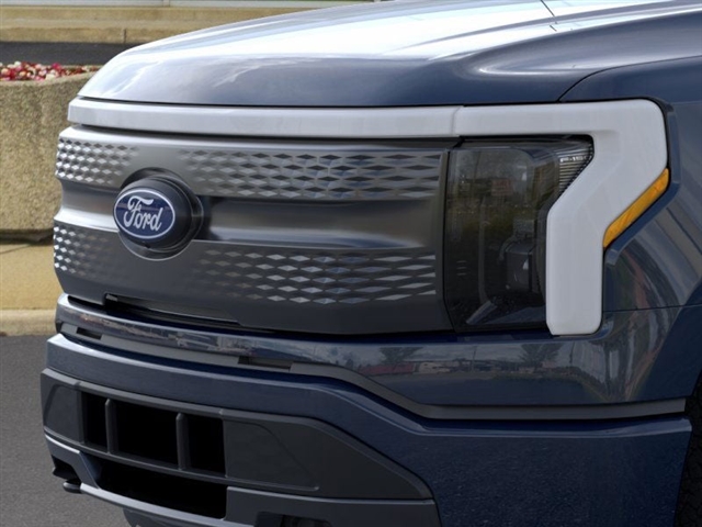 2025 Ford F-150 Lightning XLT