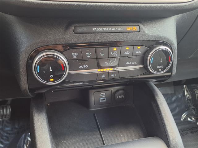 2022 Ford Escape Hybrid SE