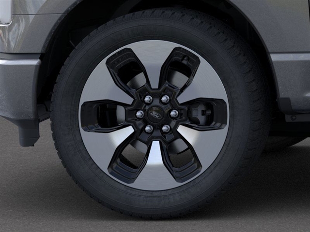 2025 Ford F-150 Lightning Platinum