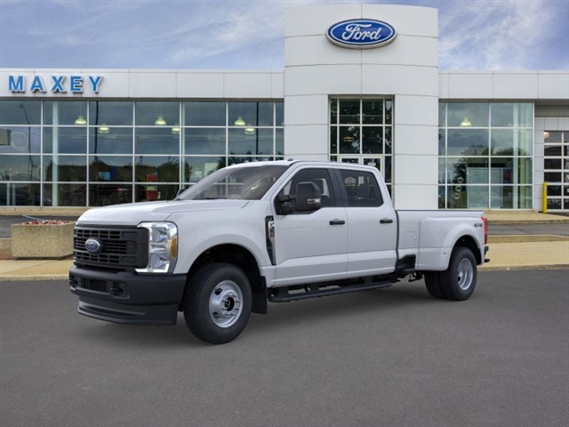 2025 Ford F-350 Super Duty XL
