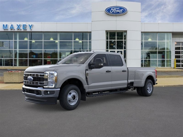2025 Ford F-350 Super Duty XLT