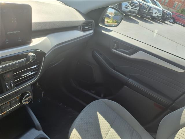 2022 Ford Escape Hybrid SE