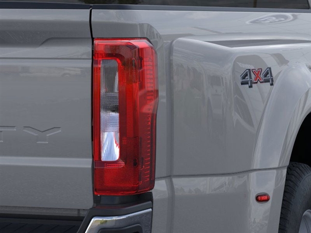 2025 Ford F-350 Super Duty XLT